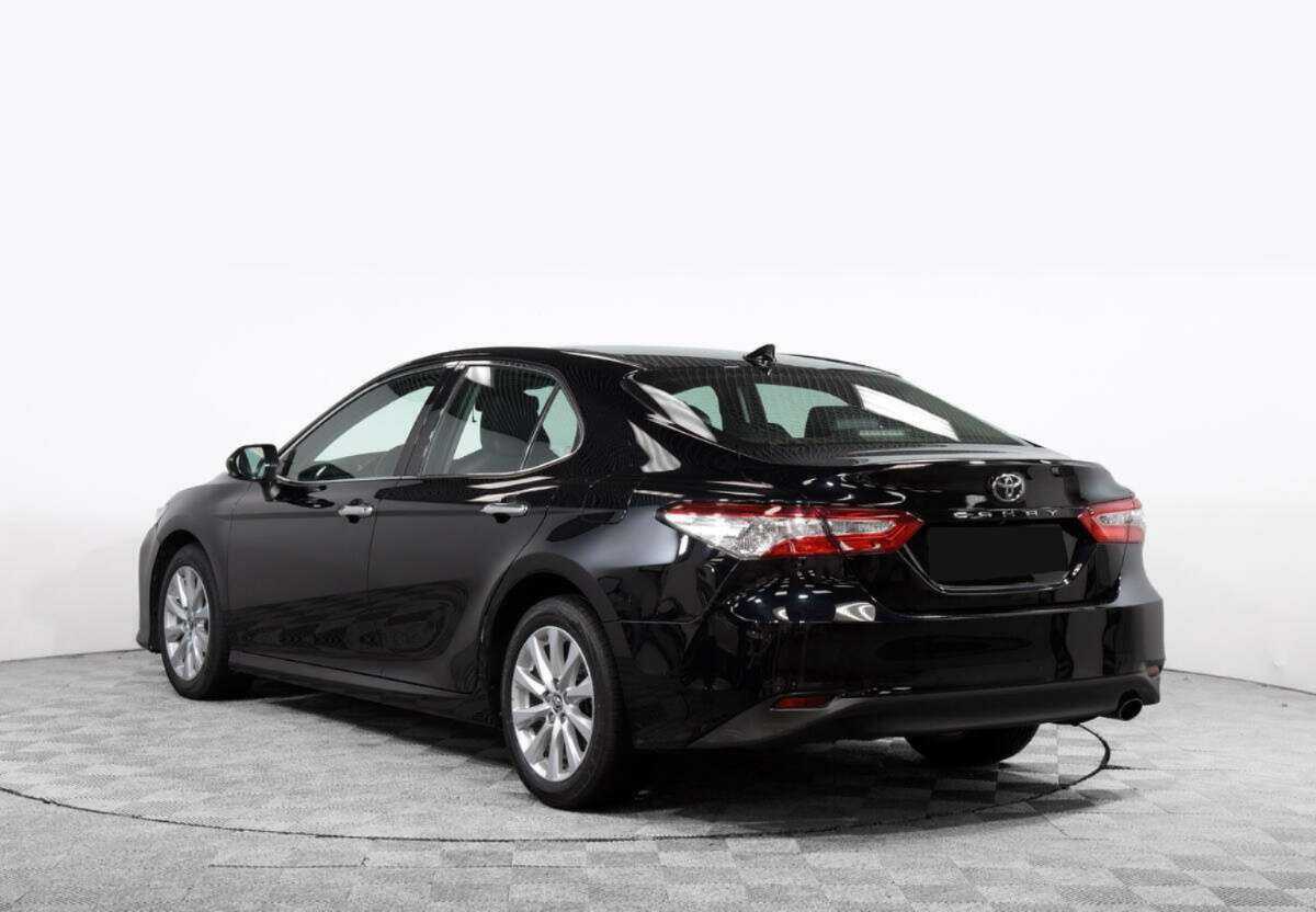Купить Toyota Camry с пробегом. Фото: #5