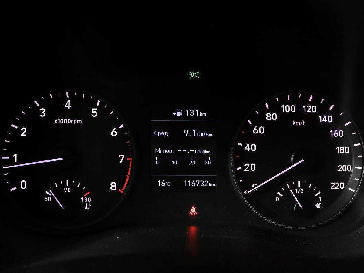 Купить Hyundai Solaris с пробегом. Фото: #8