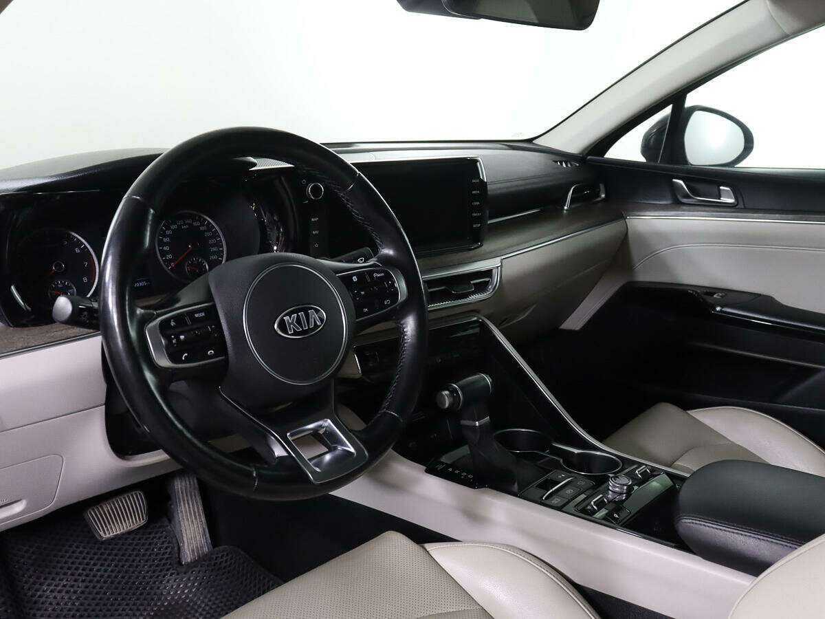 Купить Kia K5 с пробегом. Фото: #14