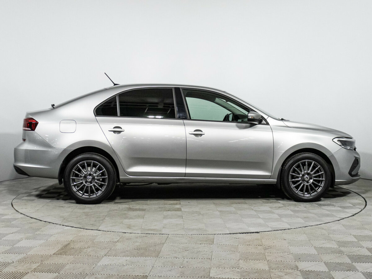 Купить Volkswagen Polo с пробегом. Фото: #3