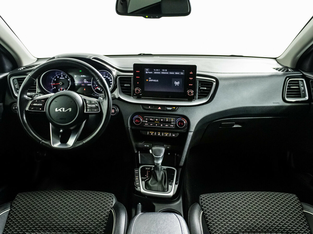 Купить Kia Ceed с пробегом. Фото: #11