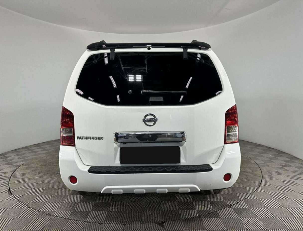 Купить Nissan Pathfinder с пробегом. Фото: #2