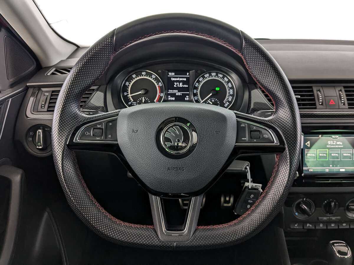 Купить Skoda Rapid с пробегом. Фото: #15