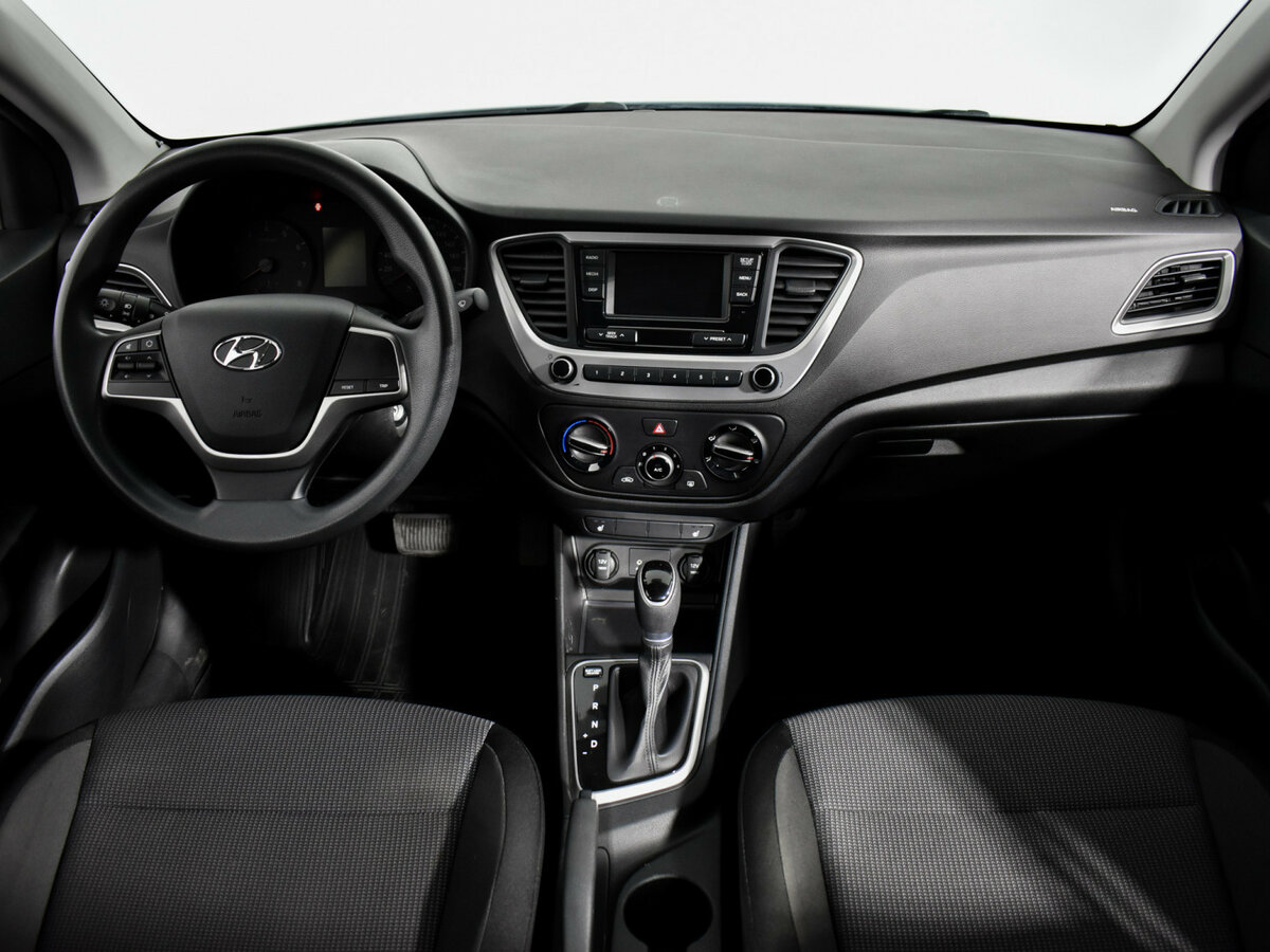 Купить Hyundai Solaris с пробегом. Фото: #13