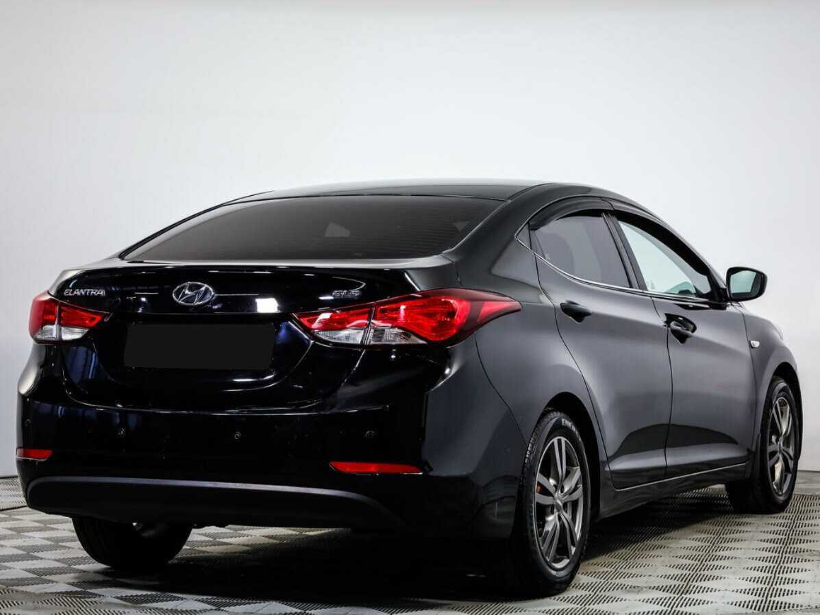 Купить Hyundai Elantra с пробегом. Фото: #3