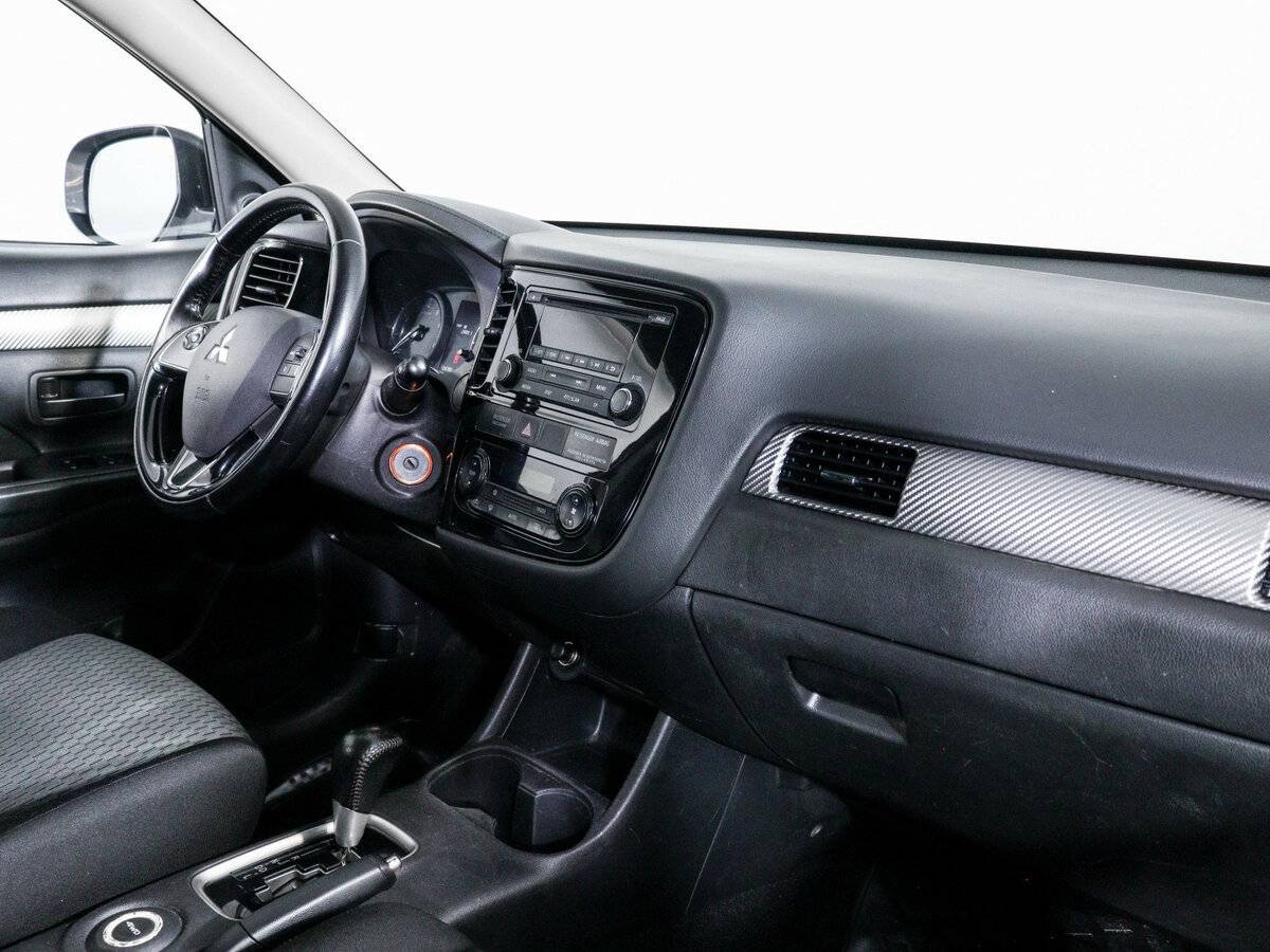 Купить Mitsubishi Outlander с пробегом. Фото: #5