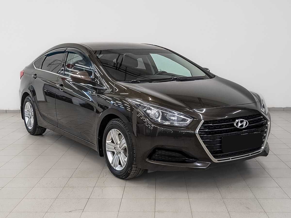 Купить Hyundai i40 с пробегом. Фото: #2