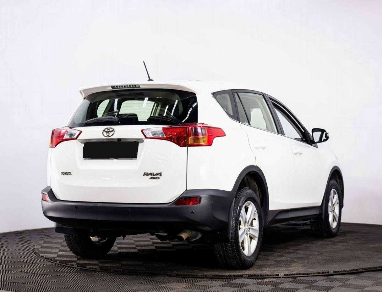 Купить Toyota RAV4 с пробегом. Фото: #5