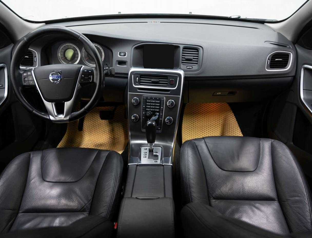 Купить Volvo S60 с пробегом. Фото: #12