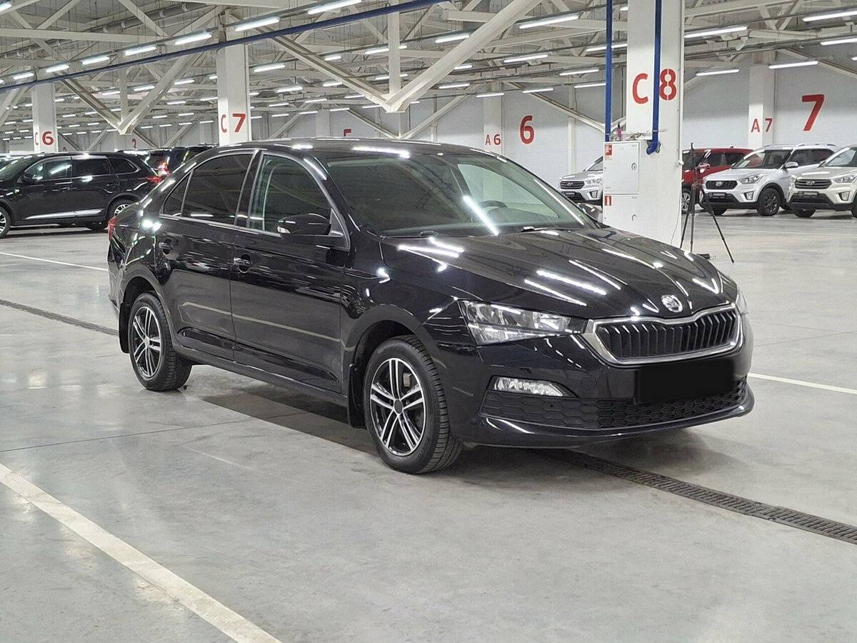 Купить Skoda Rapid с пробегом. Фото: #2