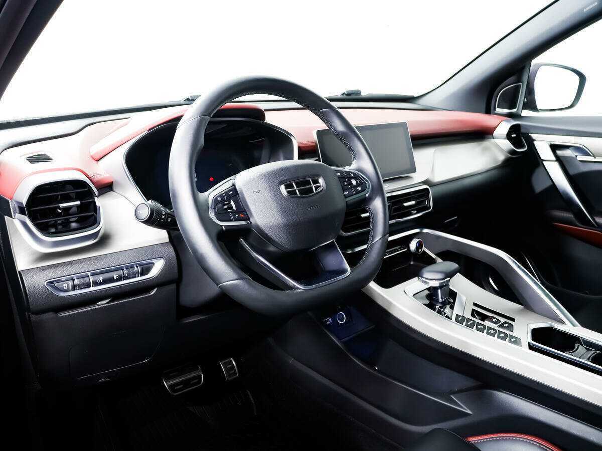 Купить Geely Coolray с пробегом. Фото: #10
