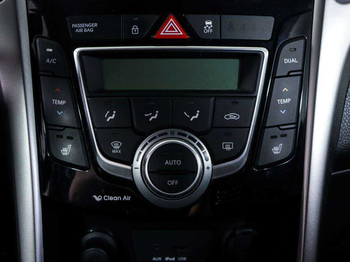 Купить Hyundai i30 с пробегом. Фото: #14