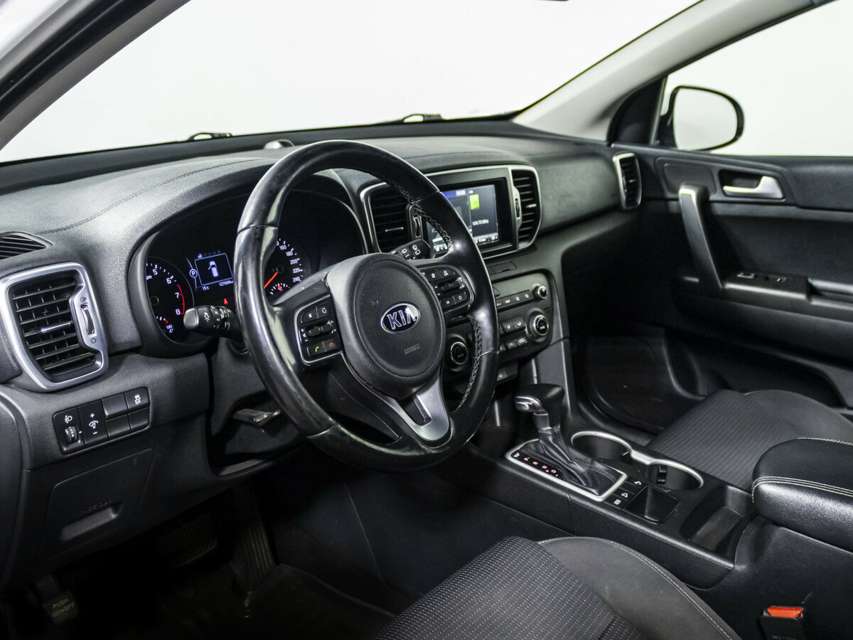 Купить Kia Sportage с пробегом. Фото: #8