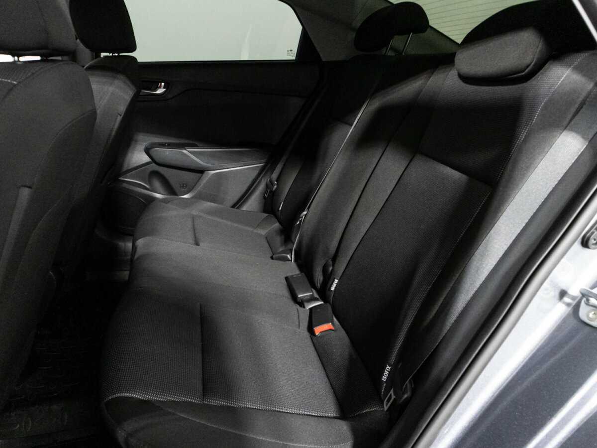Купить Hyundai Solaris с пробегом. Фото: #9