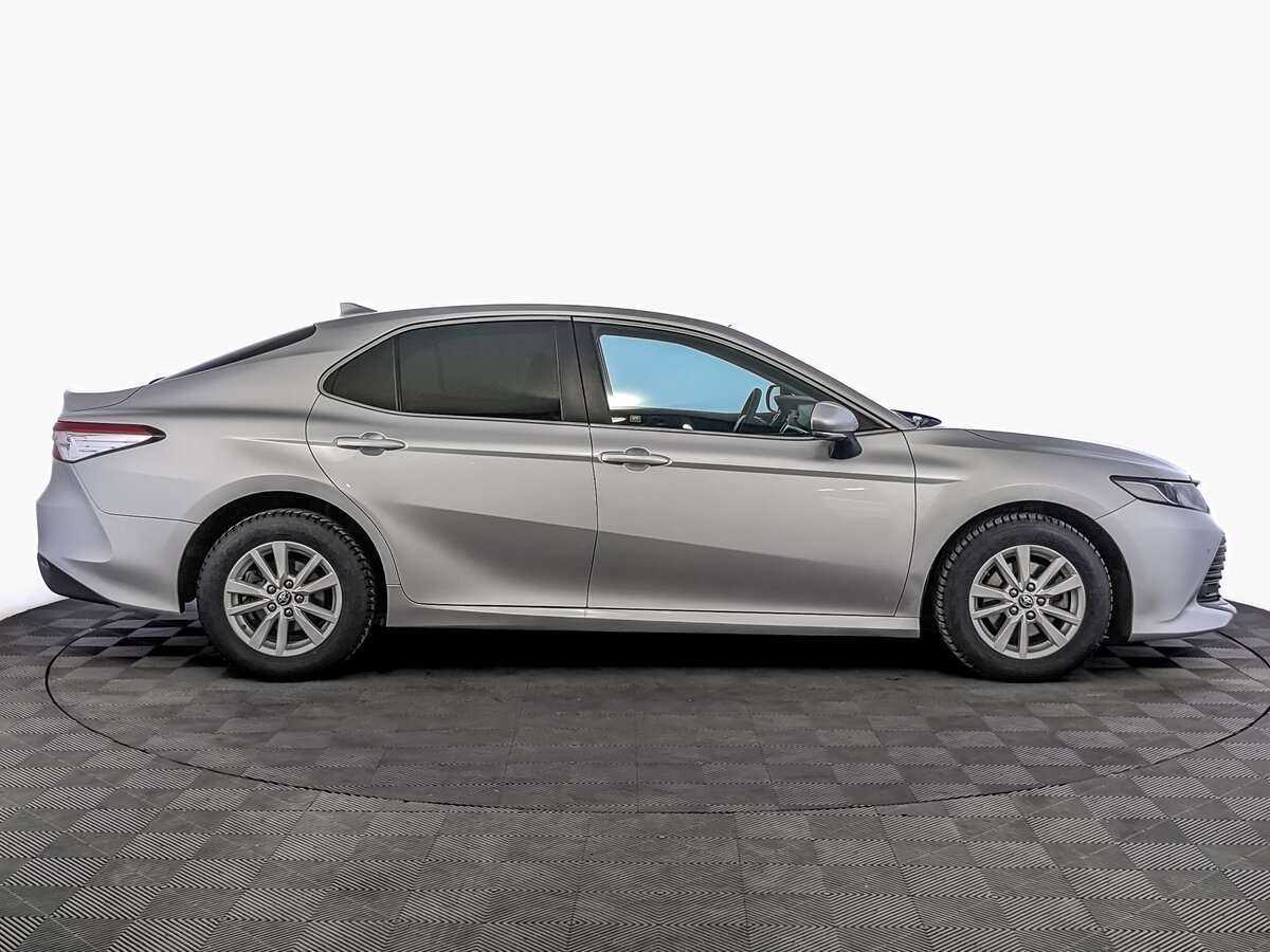 Купить Toyota Camry с пробегом. Фото: #3