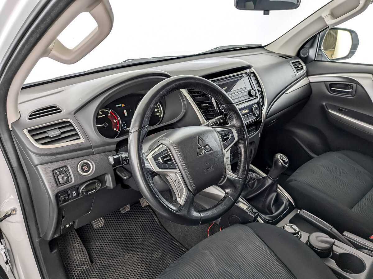Купить Mitsubishi Pajero Sport с пробегом. Фото: #15