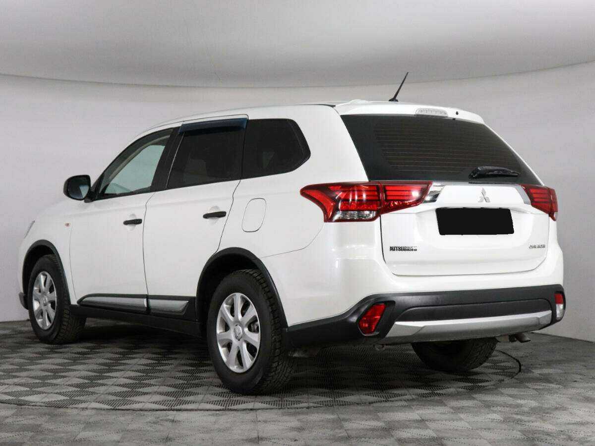 Купить Mitsubishi Outlander с пробегом. Фото: #6