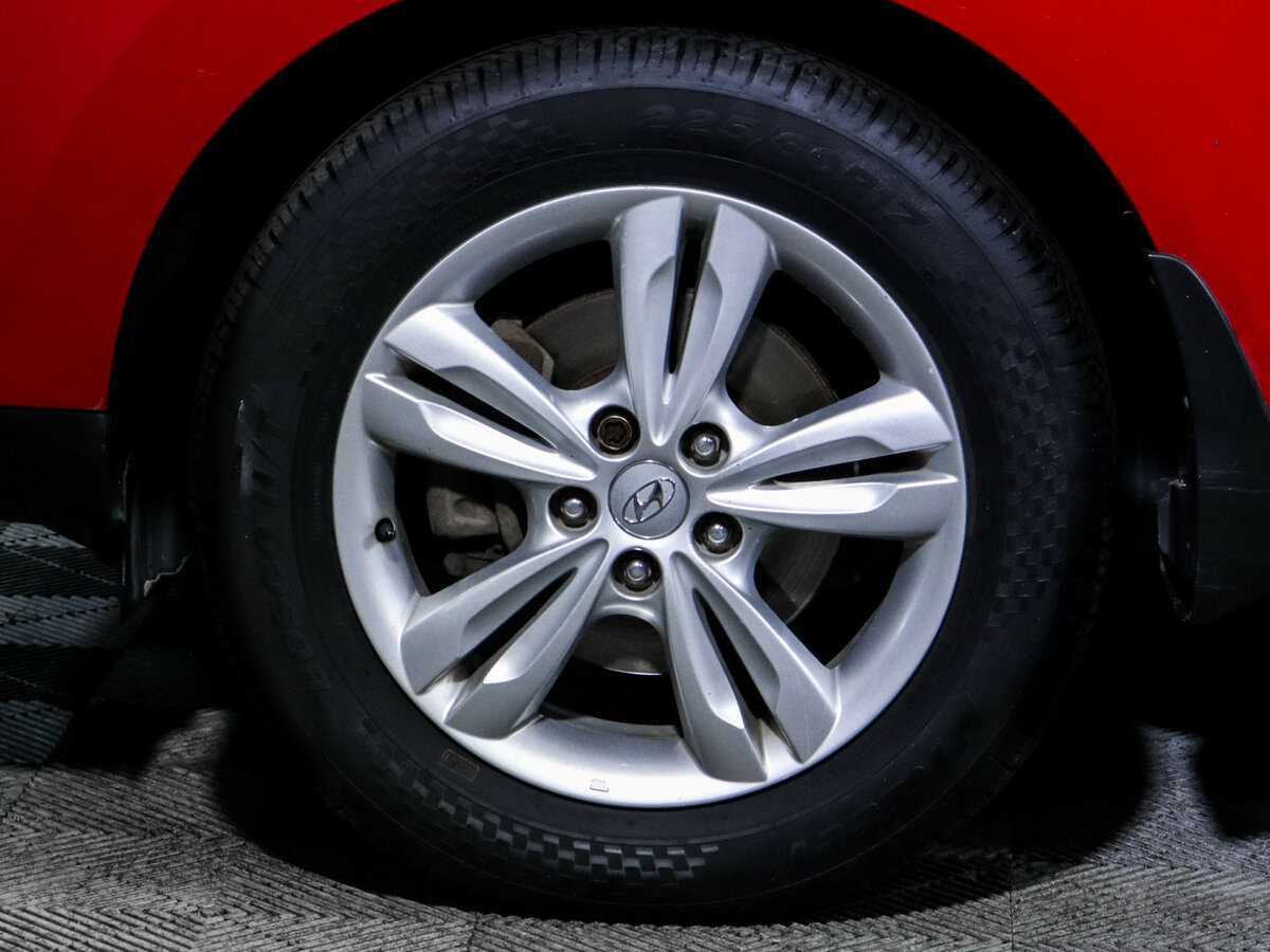 Купить Hyundai ix35 с пробегом. Фото: #14