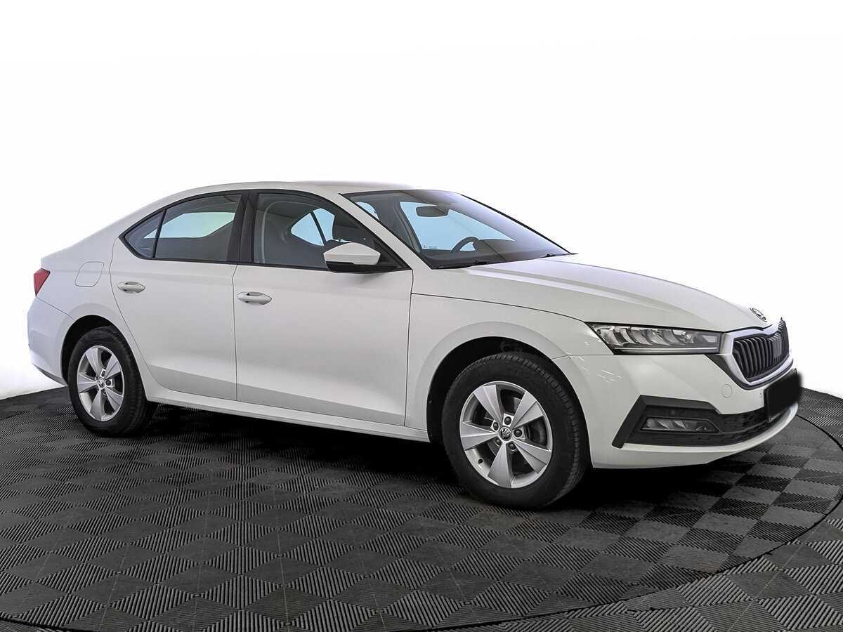 Купить Skoda Octavia с пробегом. Фото: #2