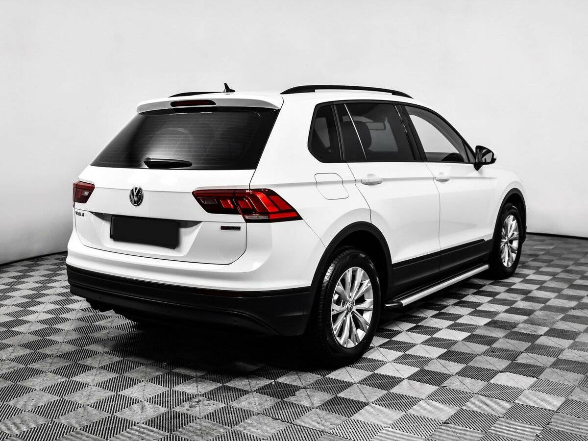 Купить Volkswagen Tiguan с пробегом. Фото: #4