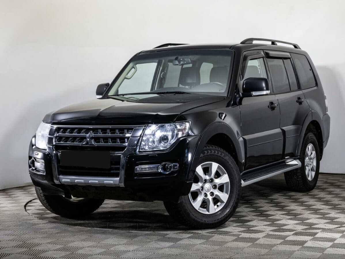 Купить Mitsubishi Pajero с пробегом. Посмотреть фото