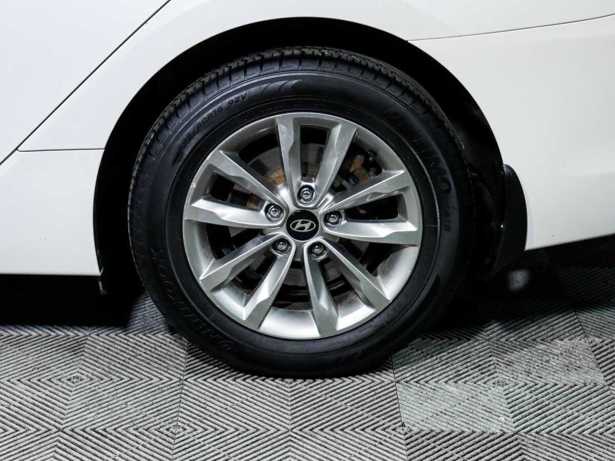 Купить Hyundai i40 с пробегом. Фото: #11