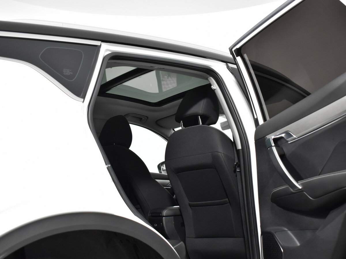Купить Geely Coolray с пробегом. Фото: #12