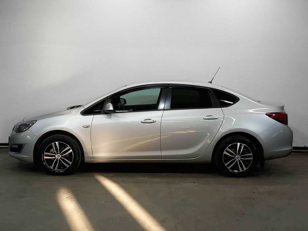Купить Opel Astra с пробегом. Фото: #7