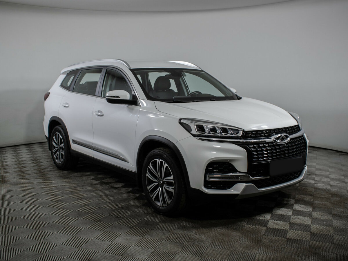 Купить Chery Tiggo 8 с пробегом. Фото: #2