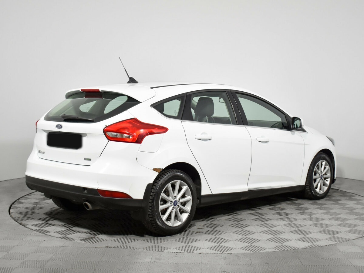 Купить Ford Focus с пробегом. Фото: #4
