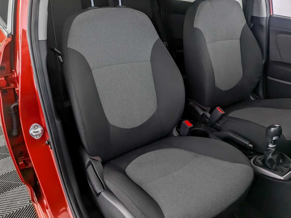 Купить Hyundai Solaris с пробегом. Фото: #18