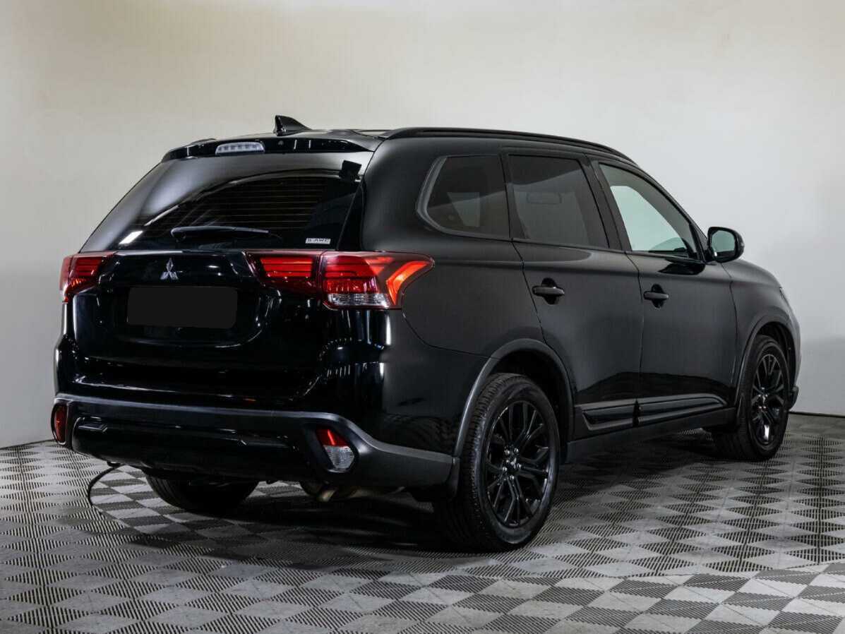 Купить Mitsubishi Outlander с пробегом. Фото: #3