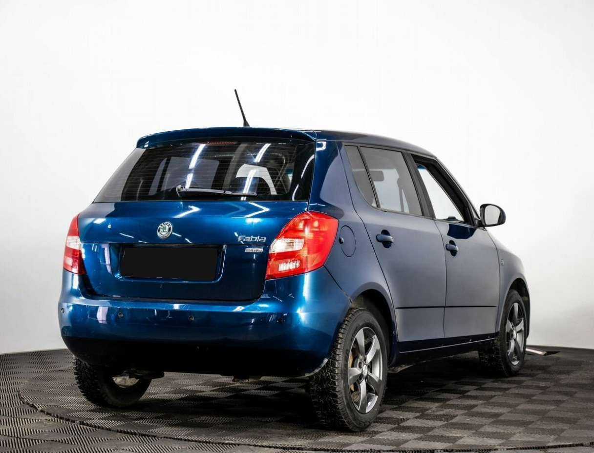 Купить Skoda Fabia с пробегом. Фото: #5
