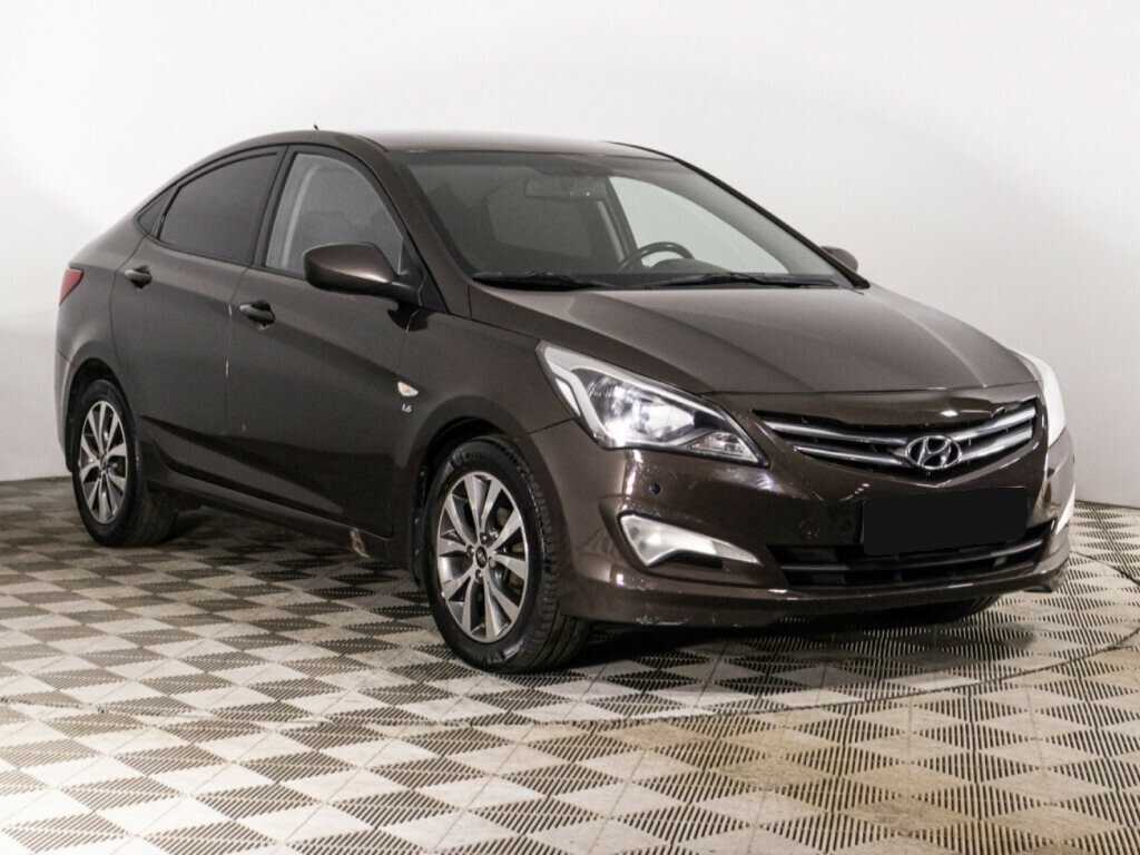 Купить Hyundai Solaris с пробегом. Фото: #2