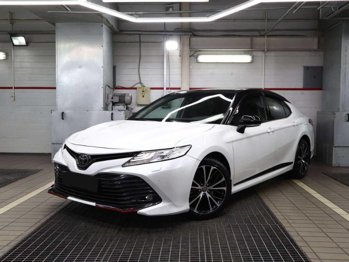Купить Toyota Camry с пробегом. Посмотреть фото