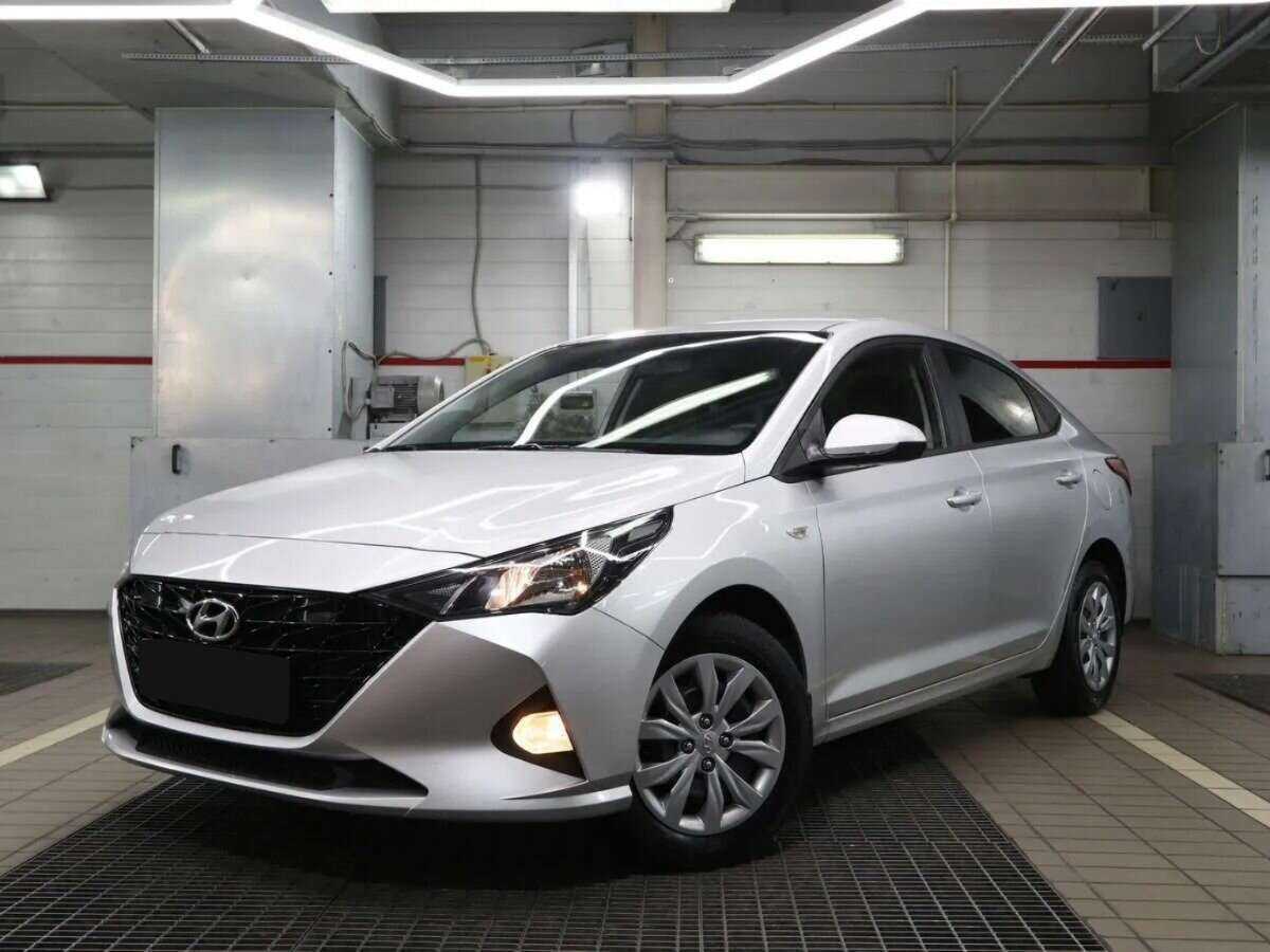 Купить Hyundai Solaris с пробегом. Посмотреть фото