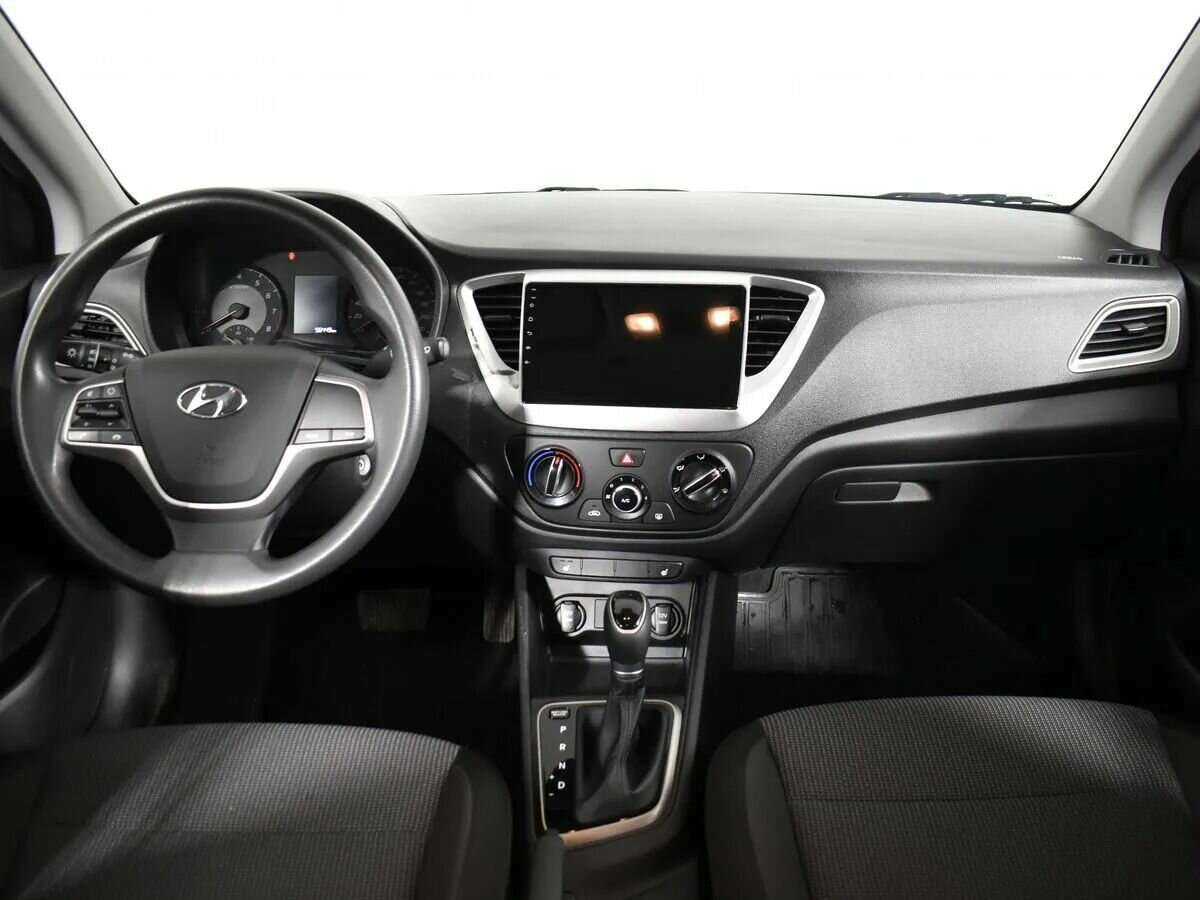 Купить Hyundai Solaris с пробегом. Фото: #7