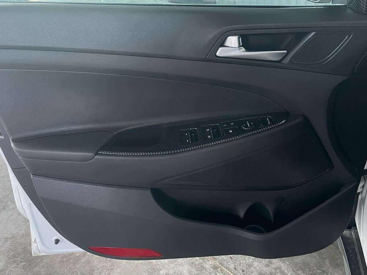 Купить Hyundai Tucson с пробегом. Фото: #19