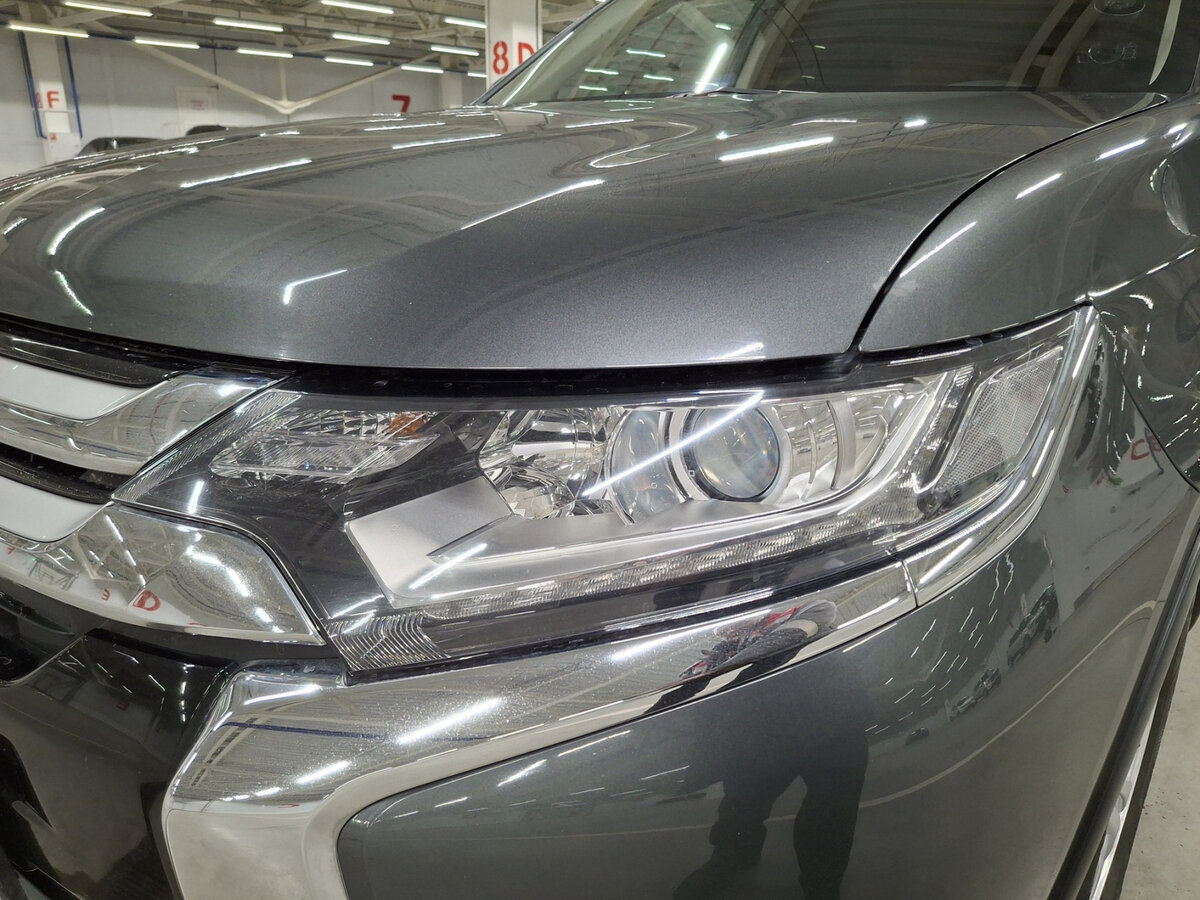 Купить Mitsubishi Outlander с пробегом. Фото: #15