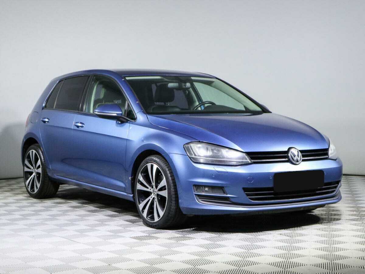 Купить Volkswagen Golf с пробегом. Фото: #2