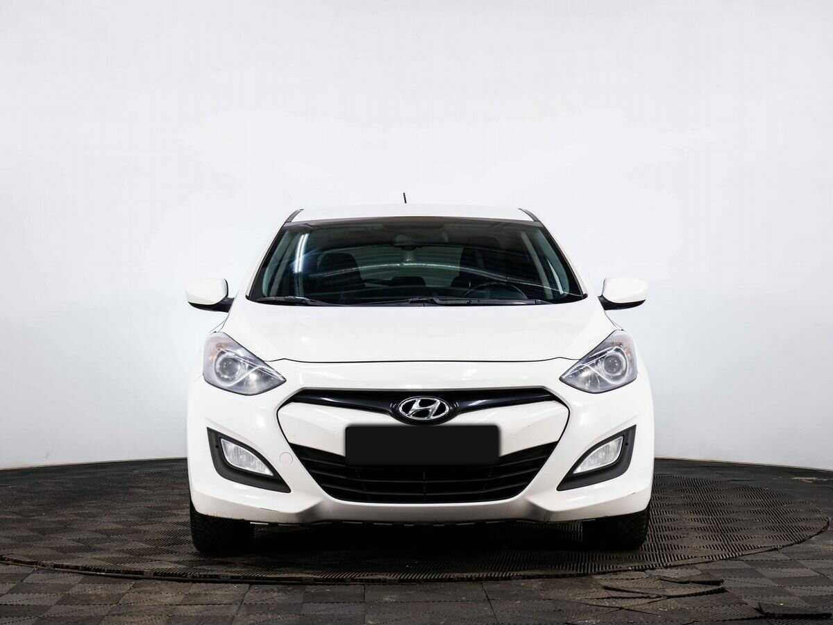 Купить Hyundai i30 с пробегом. Фото: #1