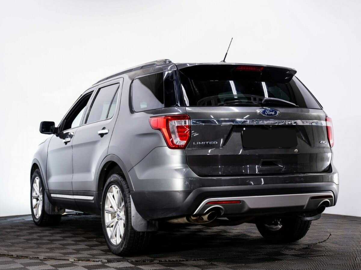 Купить Ford Explorer с пробегом. Фото: #3