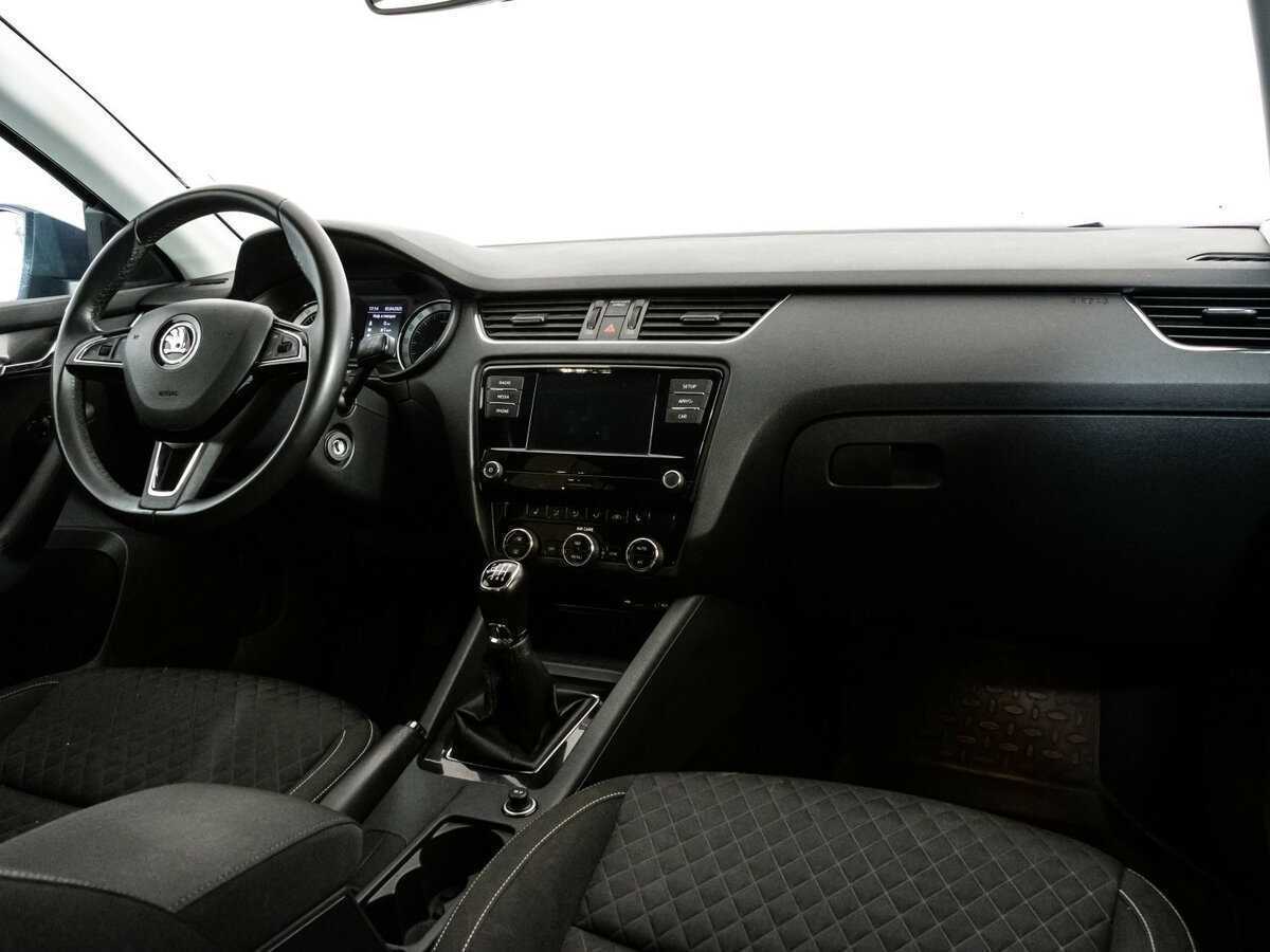 Купить Skoda Octavia с пробегом. Фото: #6