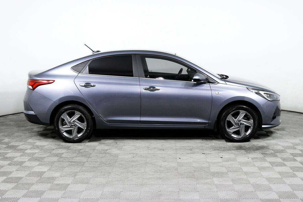 Купить Hyundai Solaris с пробегом. Фото: #3