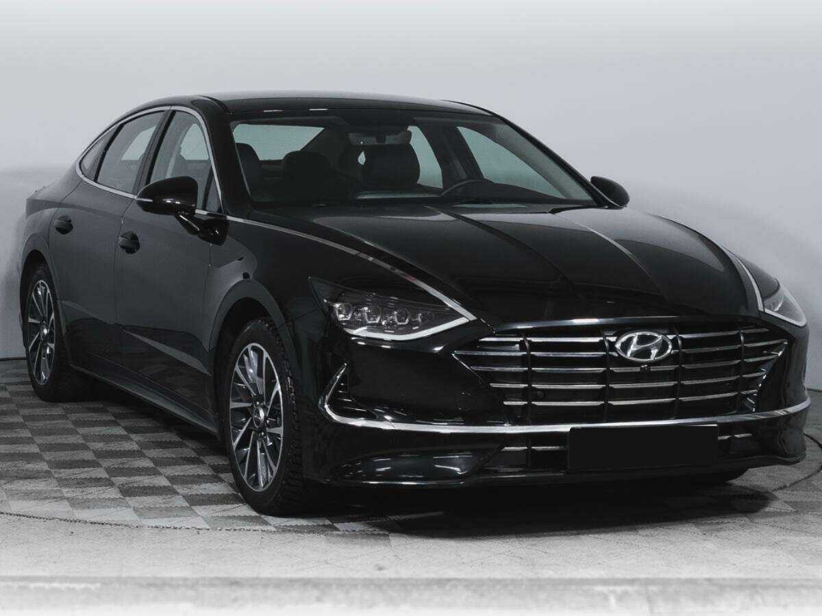 Купить Hyundai Sonata с пробегом. Фото: #2