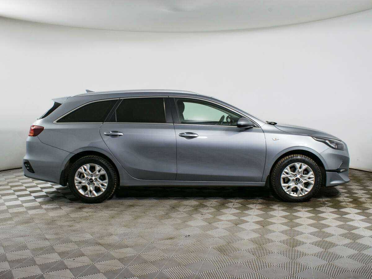 Купить Kia Ceed с пробегом. Фото: #2