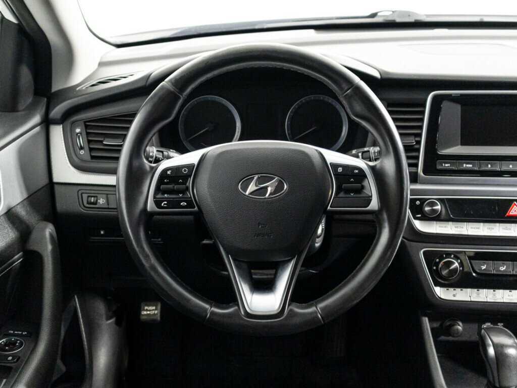 Купить Hyundai Sonata с пробегом. Фото: #16