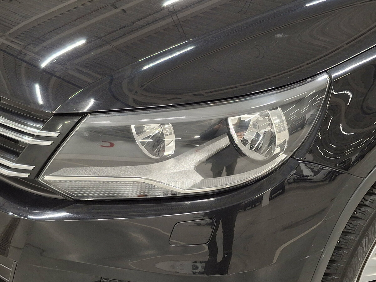 Купить Volkswagen Tiguan с пробегом. Фото: #15