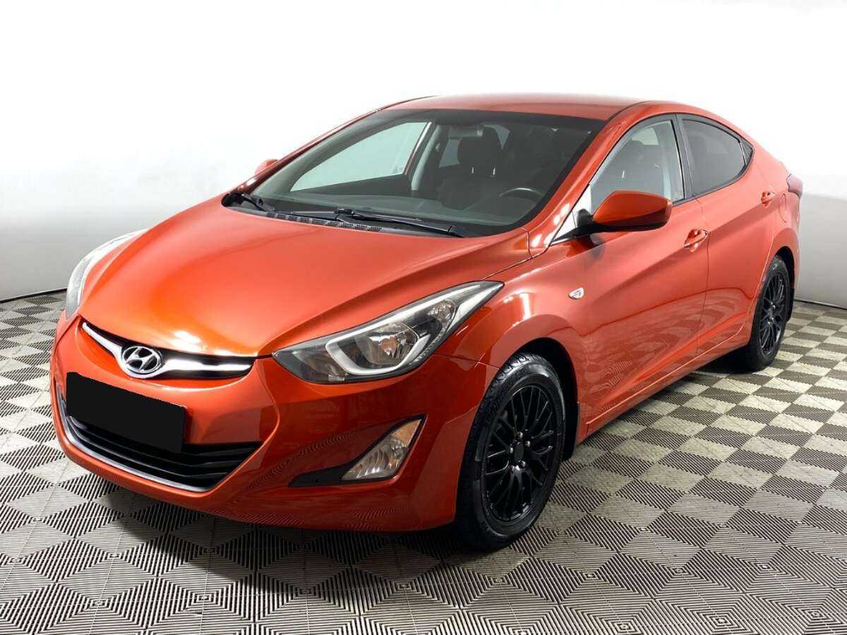 Купить Hyundai Elantra с пробегом. Посмотреть фото
