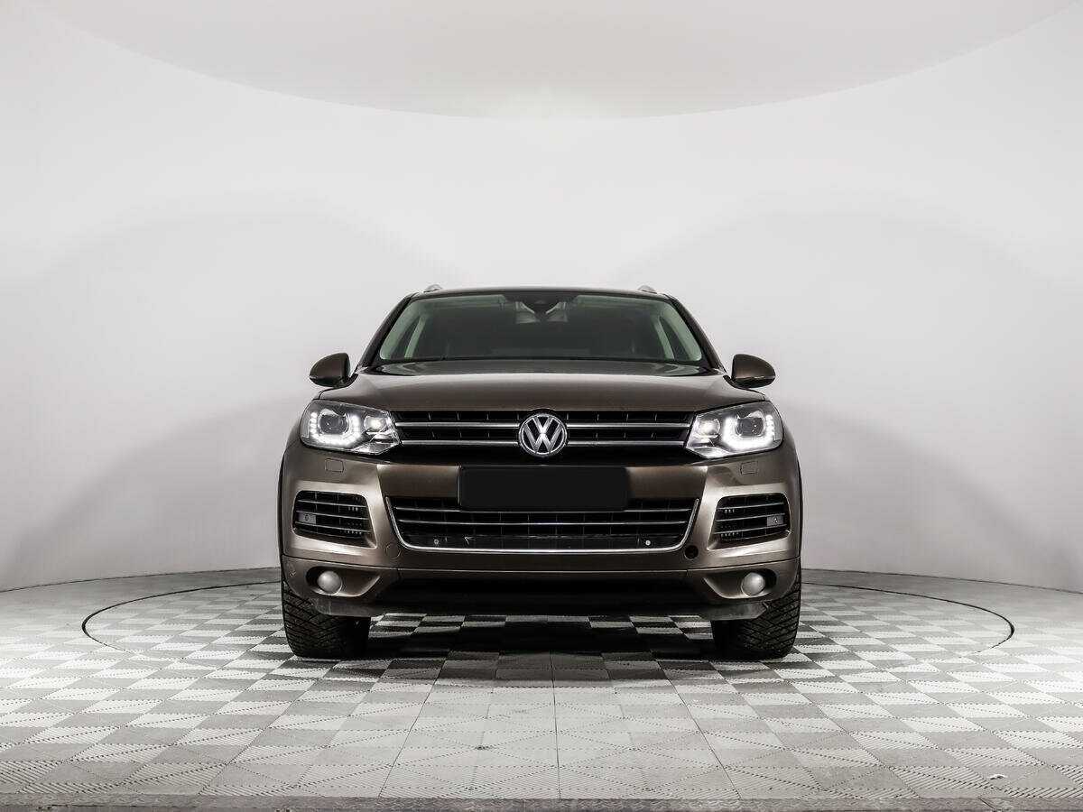 Купить Volkswagen Touareg с пробегом. Фото: #1
